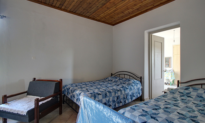 RESTORED TRADITIONAL HOUSE NEAR KANDANOS