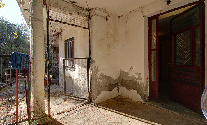 RESTORED TRADITIONAL HOUSE NEAR KANDANOS