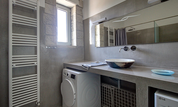 2-UNIT COMPLEX OF TRADITIONAL-STYLE VILLAS