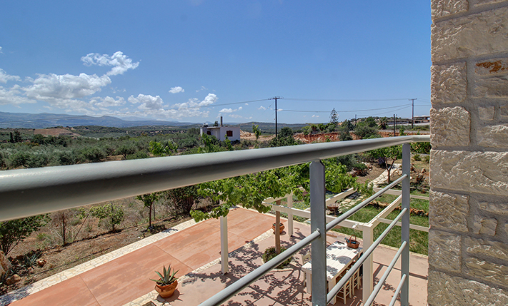 2-UNIT COMPLEX OF TRADITIONAL-STYLE VILLAS