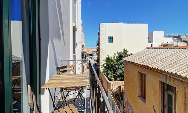APARTMENT WITH A PARKING SPOT IN THE OLD TOWN