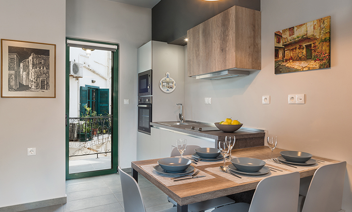 APARTMENT WITH A PARKING SPOT IN THE OLD TOWN