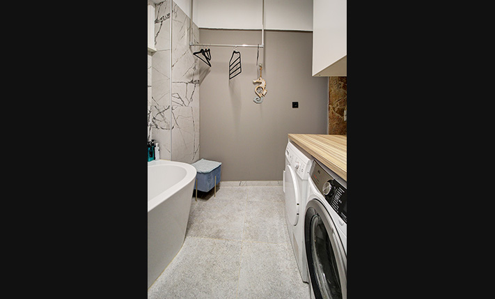 HOUSE WITH SEA VIEWS & 2 GUEST APARTMENTS