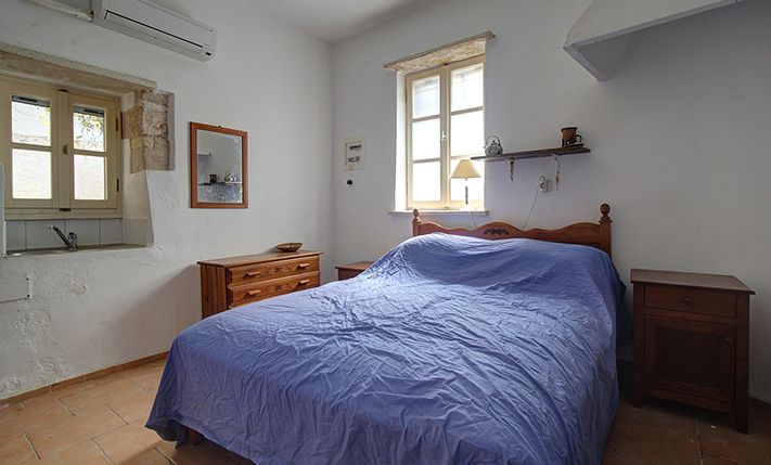 STONE HOUSE WITH A SECLUDED TERRACE & GARDEN