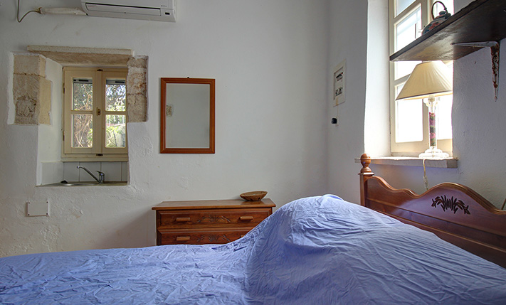 STONE HOUSE WITH A SECLUDED TERRACE & GARDEN