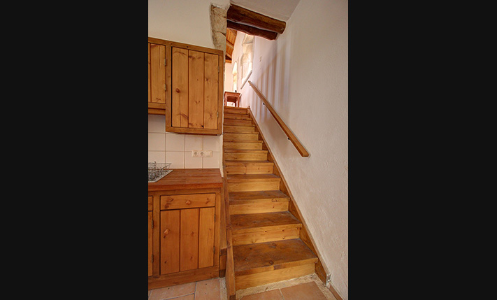 STONE HOUSE WITH A SECLUDED TERRACE & GARDEN