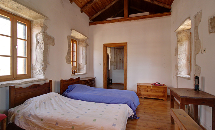 STONE HOUSE WITH A SECLUDED TERRACE & GARDEN