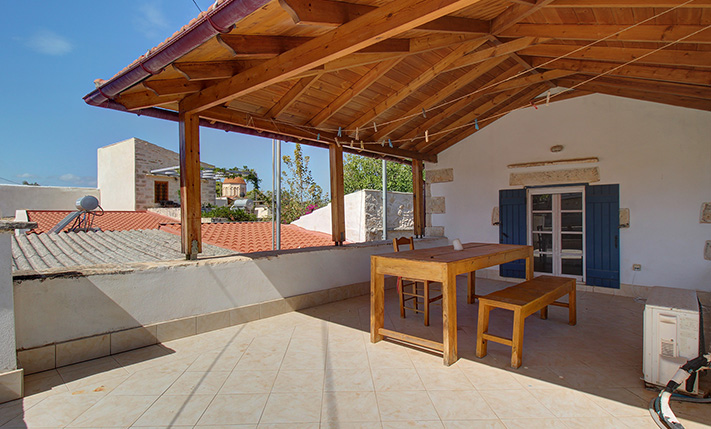 STEINHAUS MIT LAUSCHIGER TERRASSE & GARTEN