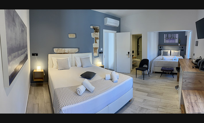 TOURIST PROPERTY IN A LIVELY CENTRAL LOCATION