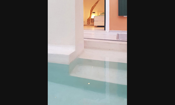 TOURIST PROPERTY IN A LIVELY CENTRAL LOCATION