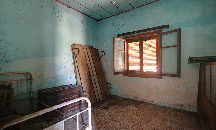 UNCONVERTED BUT ELEGANT, WITH EXTRA BUILDABILITY