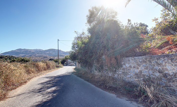 UNCONVERTED BUT ELEGANT, WITH EXTRA BUILDABILITY