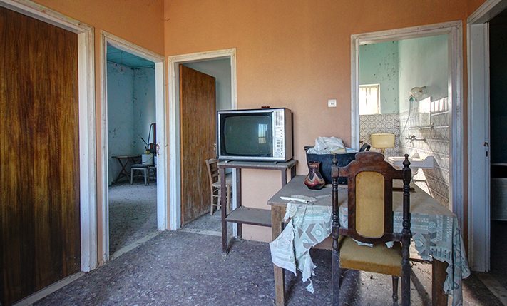 UNCONVERTED BUT ELEGANT, WITH EXTRA BUILDABILITY