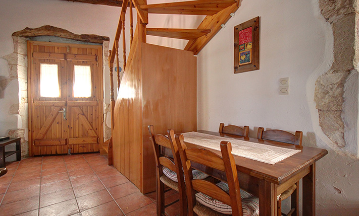 PRACTICAL 2-BEDROOM HOME AT AN ATTRACTIVE PRICE