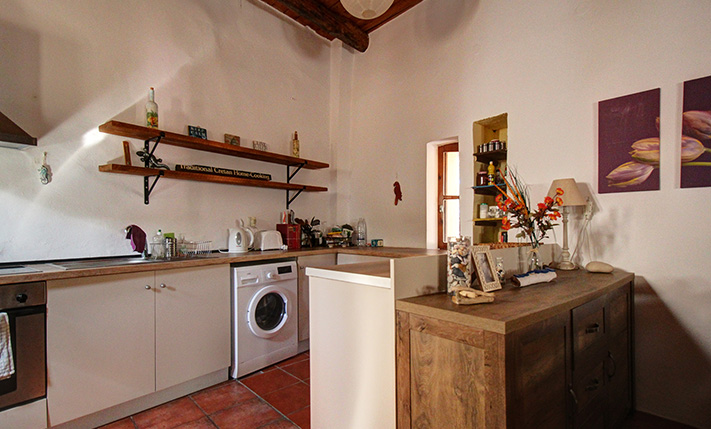 PRACTICAL 2-BEDROOM HOME AT AN ATTRACTIVE PRICE