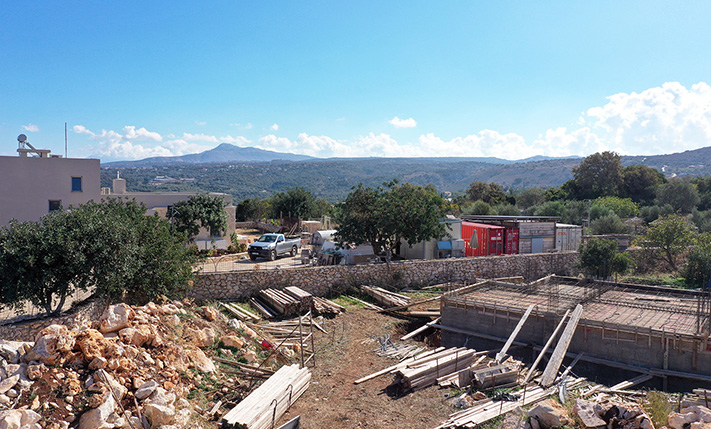 BRAND NEW CONSTRUCTION WITH IMPOSING SEA VIEWS