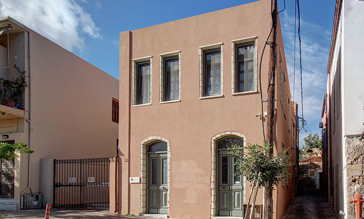 2 ADJACENT HOUSES WITH LARGE BALCONY & SEA VIEWS