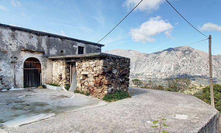 GROUND LEVEL WITH A GARDEN AT THE VILLAGE FRINGE