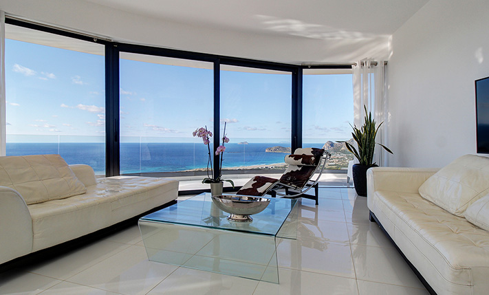 JAMES BOND VIBES & ULTRA LUXURY ABOVE FALASARNA