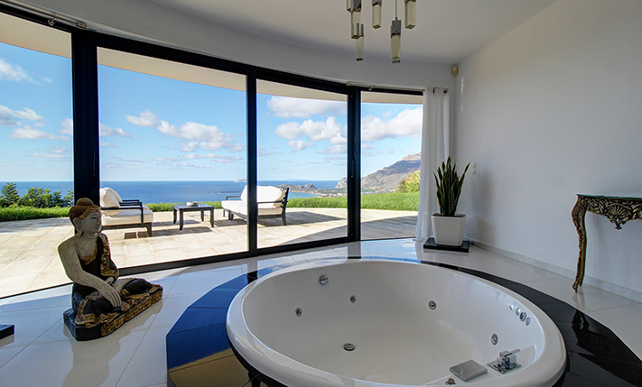 JAMES BOND VIBES & ULTRA LUXURY ABOVE FALASARNA