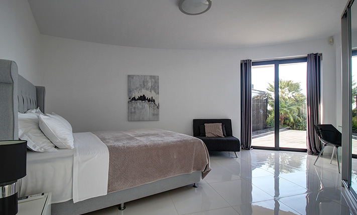 JAMES BOND VIBES & ULTRA LUXURY ABOVE FALASARNA