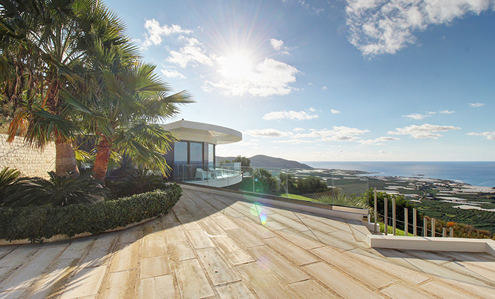 JAMES BOND VIBES & ULTRA LUXURY ABOVE FALASARNA