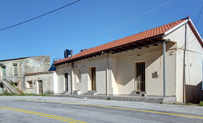 RESTORED HOUSE WITH IMPOSING VIEWS
