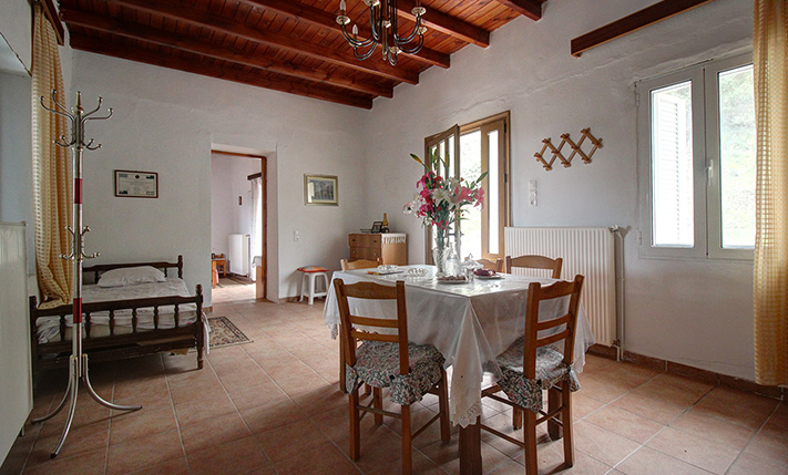 RESTORED HOUSE WITH IMPOSING VIEWS