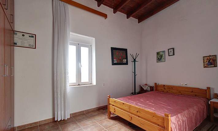 RESTORED HOUSE WITH IMPOSING VIEWS