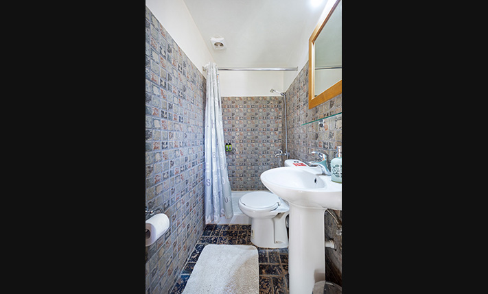 TRADITIONAL GUEST-VILLA IN UTTERLY TRANQUIL SPOT