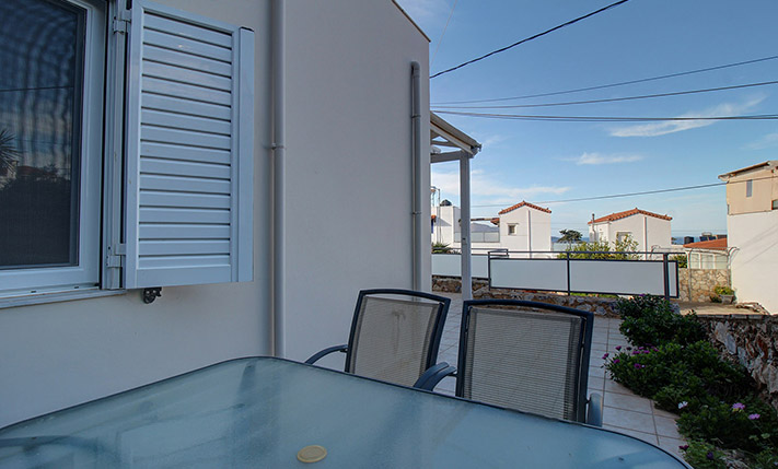 A PERFECT HOLIDAY CHOICE WITH A SHARED POOL