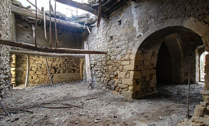 IN A VENETIAN CASTLE WITH SUPREME POTENTIAL