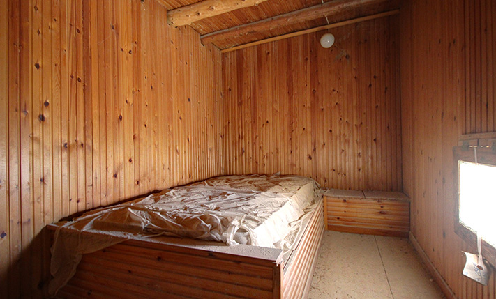 U-SHAPED BUILDING AROUND A PROMISING COURTYARD