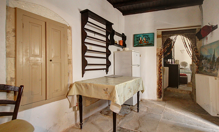 HISTORIC RESIDENCE WITH MANY TRADITIONAL FEATURES