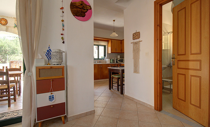 INDEPENDENT HOUSE IN A SMALL COMPLEX WITH A POOL