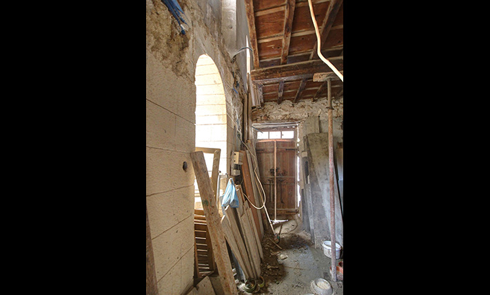 PARTLY RESTORED HOUSE IN KISSAMOS TOWN CENTRE