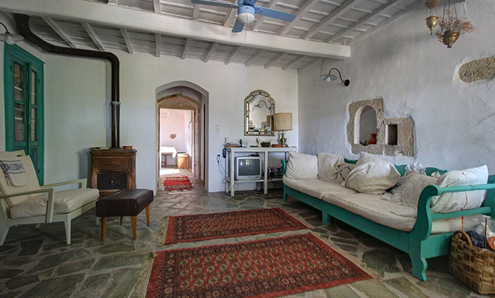 Captivating sea views & a strong Cretan personality