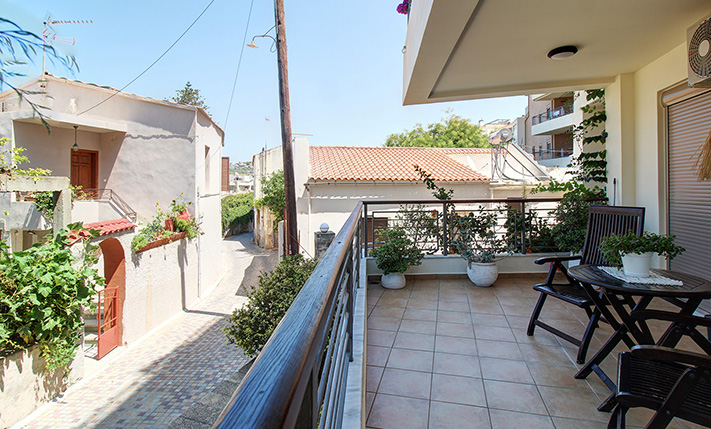 TOP TIER APARTMENT WITH QUALITY FEATURES