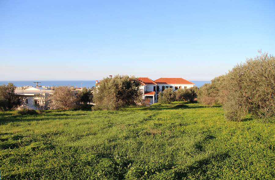 PLOT WITH MAGNIFICENT PANORAMIC VIEW