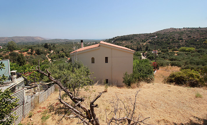 ΕΠΙΚΛΙΝΕΣ ΟΙΚΟΠΕΔΟ ΣΕ ΠΑΡΑΔΟΣΙΑΚΟ ΧΩΡΙΟ