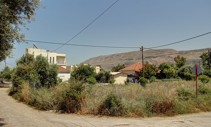 ΟΙΚΟΠΕΔΟ ΚΟΝΤΑ ΣΤΗ ΛΕΩΦΟΡΟ ΣΟΥΔΑΣ