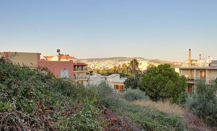 INVESTMENT LAND AT THE FRINGE OF CHANIA