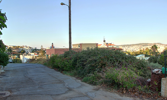 INVESTMENT LAND AT THE FRINGE OF CHANIA