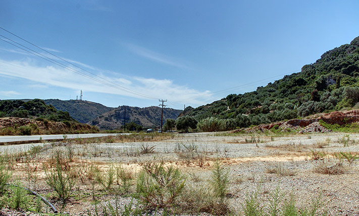 ΣΤΗΝ ΕΘΝΙΚΗ ΟΔΟ ΚΟΛΥΜΠΑΡΙΟΥ-ΚΙΣΣΑΜΟΥ