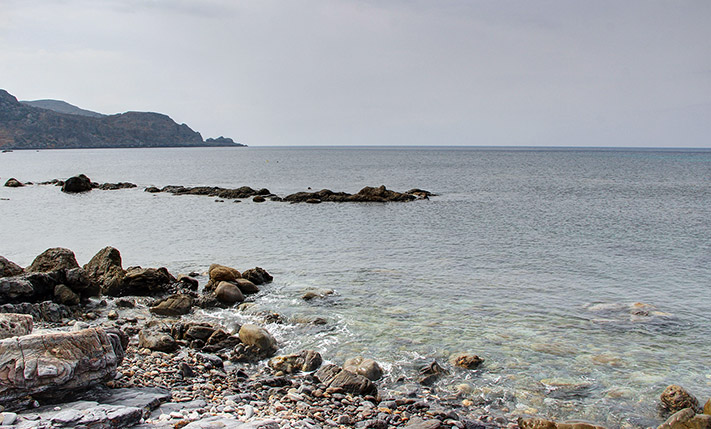 SEAFRONT PARCEL IN TRANQUIL LOCATION