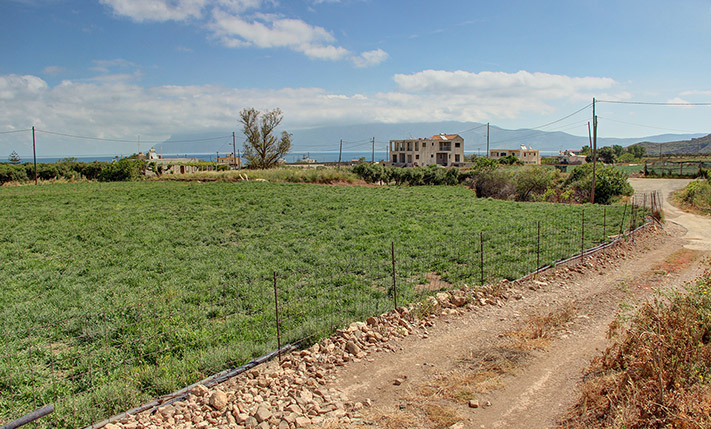 ΚΑΤΑΣΚΕΥΑΣΤΙΚΟ ΟΙΚΟΠΕΔΟ ΚΟΝΤΑ ΣΤΗ ΘΑΛΑΣΣΑ