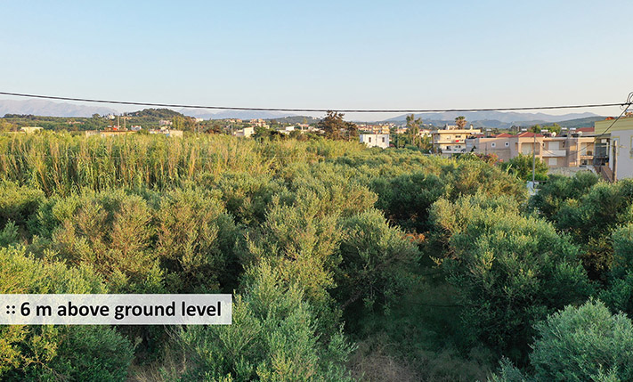 ΑΝΕΜΠΟΔΙΣΤΗ ΘΕΑ ΚΟΝΤΑ ΣΤΗ ΘΑΛΑΣΣΑ