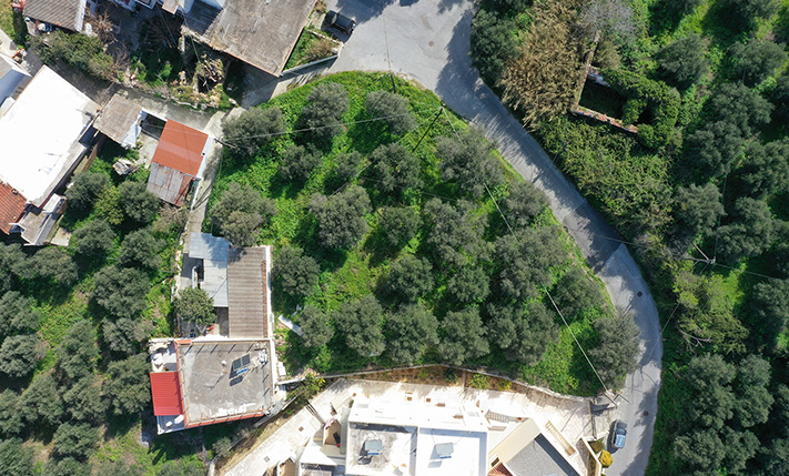 ΚΑΤΑΣΚΕΥΑΣΤΙΚΟ ΟΙΚΟΠΕΔΟ ΜΕ ΘΕΑ