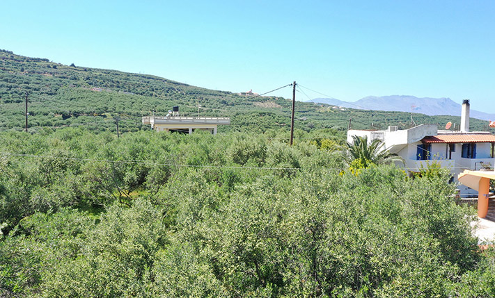 NEAR KISSAMOS WITH NICE VIEWS