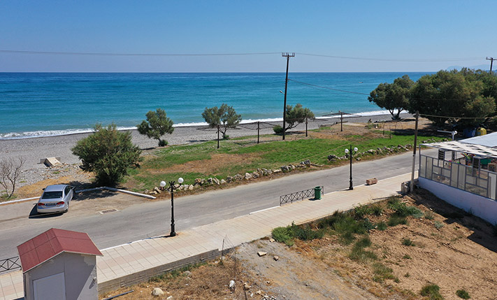 BEACHFRONT LAND IN A TOURIST AREA